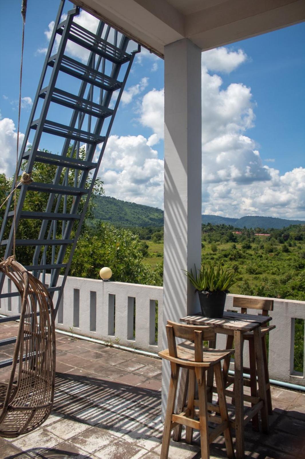 The Vibe Guesthouse Кампот Екстер'єр фото